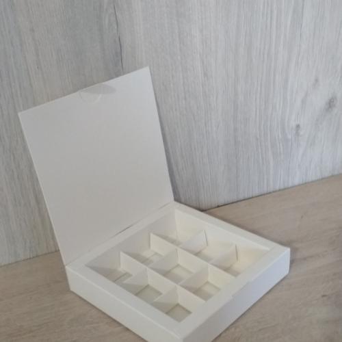 Коробка для конфет 9 шт белая