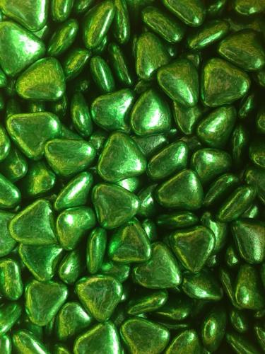 Шоколадные сердечки зеленые 15 мм