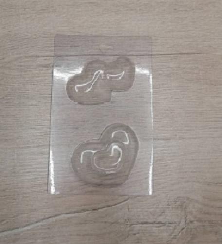 Пластикова форма для шоколаду Серце два кольори 