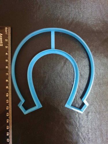 Вирубка пластикова Підкова 